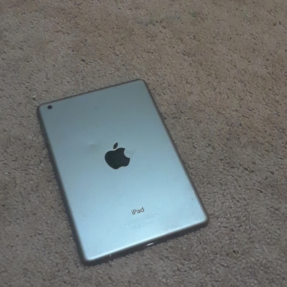 Apple ipad - Picture 2 of 2